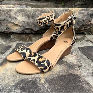 UGG | Char Leopard Wedge | 8
